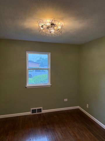 656 Springfield Avenue, Joliet, IL 60435