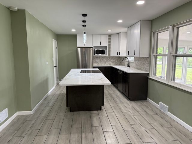 656 Springfield Avenue, Joliet, IL 60435