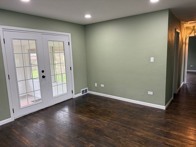 656 Springfield Avenue, Joliet, IL 60435