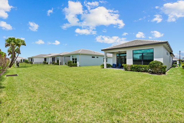 9013 SW Vetta Way, Port St. Lucie, Port St Lucie, FL 34987