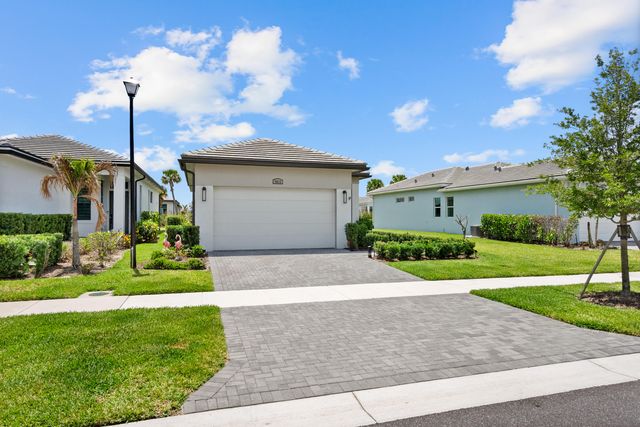 9013 SW Vetta Way, Port St. Lucie, Port St Lucie, FL 34987