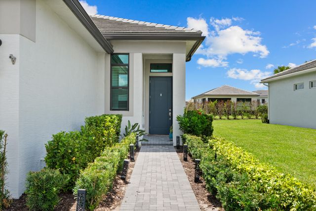 9013 SW Vetta Way, Port St. Lucie, Port St Lucie, FL 34987
