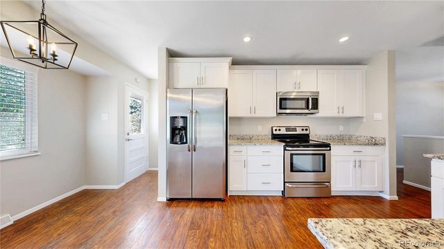 1988 S Devinney Street, Lakewood, CO 80228