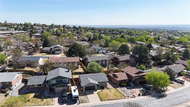 1988 S Devinney Street, Lakewood, CO 80228