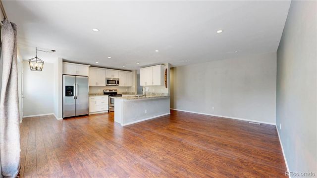 1988 S Devinney Street, Lakewood, CO 80228