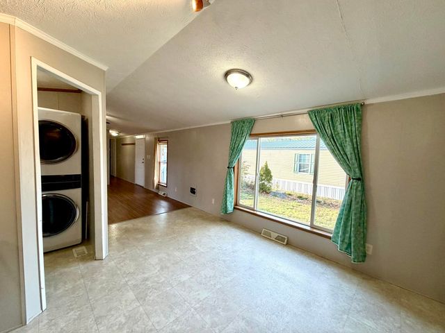 17 Blue Jay Court, Keene, NH 03431