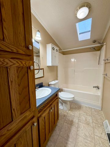 17 Blue Jay Court, Keene, NH 03431