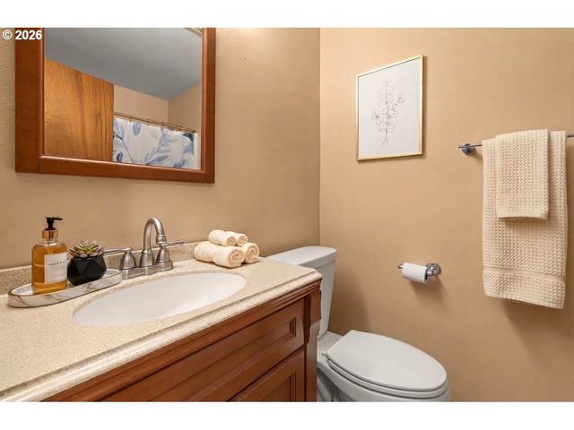 9912 Sw TRAPPER Ter, Beaverton, OR 97008