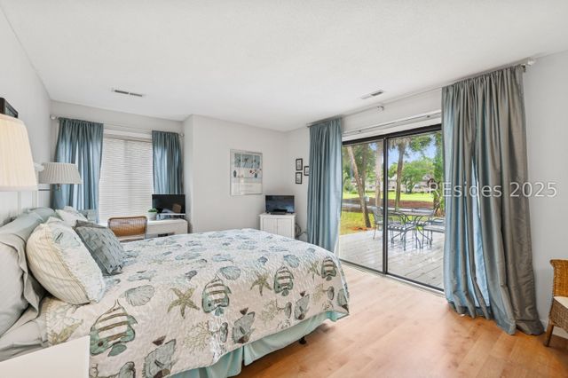 113 Shipyard Dr Apt 130, Hilton Head Island, SC 29928