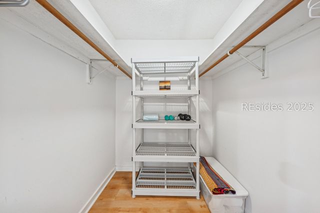 113 Shipyard Dr Apt 130, Hilton Head Island, SC 29928