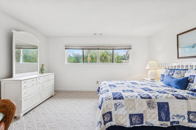 113 Shipyard Dr Apt 130, Hilton Head Island, SC 29928