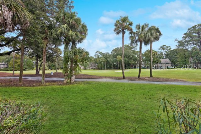 113 Shipyard Dr Apt 130, Hilton Head Island, SC 29928