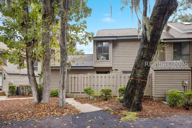 113 Shipyard Dr Apt 130, Hilton Head Island, SC 29928