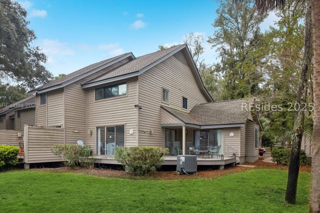 113 Shipyard Dr Apt 130, Hilton Head Island, SC 29928