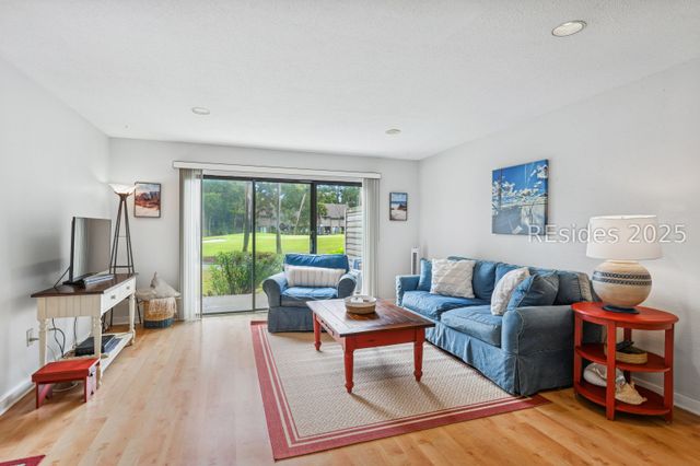 113 Shipyard Dr Apt 130, Hilton Head Island, SC 29928