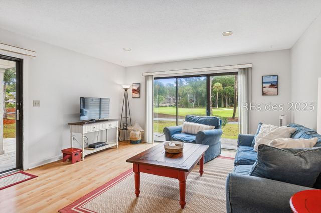 113 Shipyard Dr Apt 130, Hilton Head Island, SC 29928