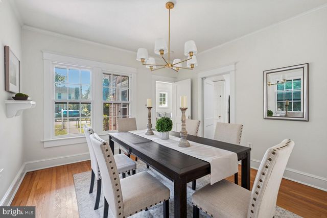 4323 FESSENDEN ST NW, Washington, DC 20016