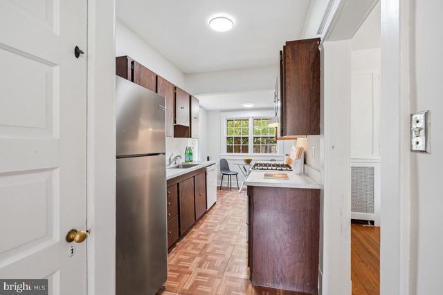 4323 FESSENDEN ST NW, Washington, DC 20016