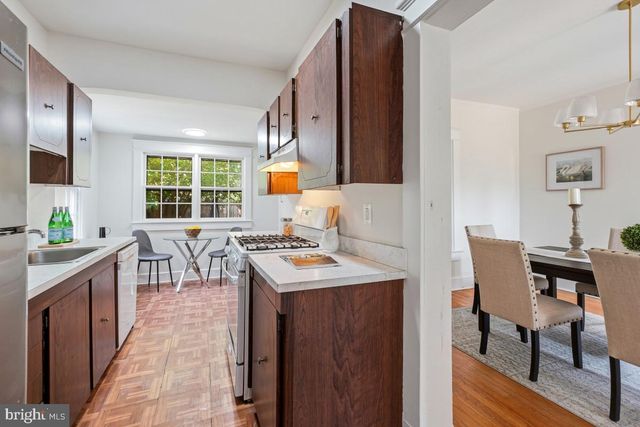 4323 FESSENDEN ST NW, Washington, DC 20016