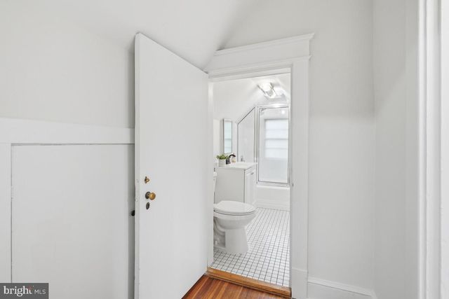 4323 FESSENDEN ST NW, Washington, DC 20016