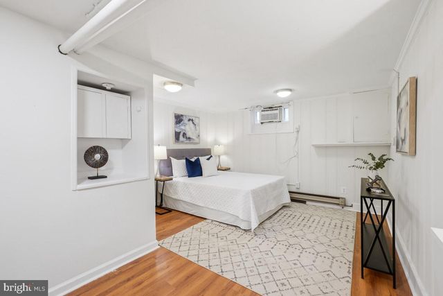 4323 FESSENDEN ST NW, Washington, DC 20016