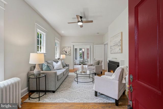 4323 FESSENDEN ST NW, Washington, DC 20016