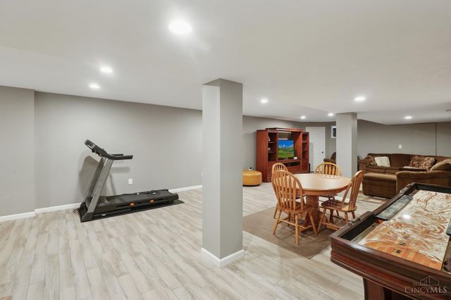 294 Haybrooke Drive, Hamilton Twp, OH 45039