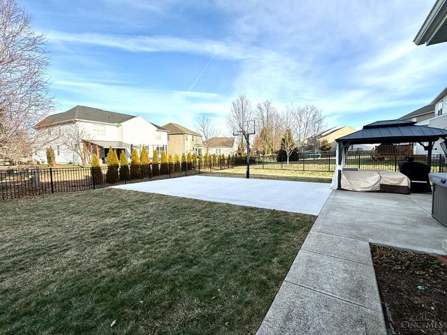 294 Haybrooke Drive, Hamilton Twp, OH 45039