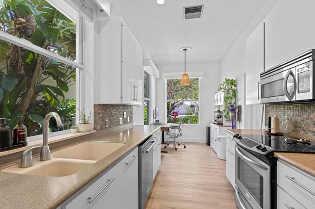 1205 Gator Trail, West Palm Beach, FL 33409