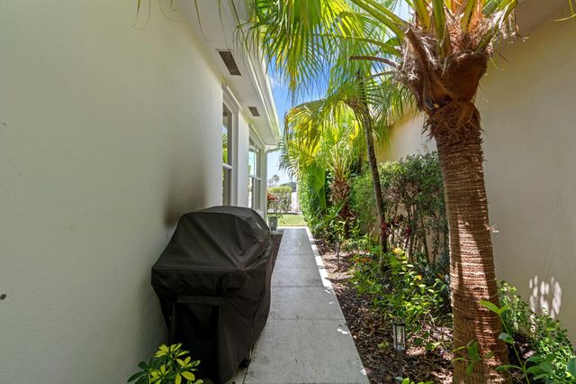 1205 Gator Trail, West Palm Beach, FL 33409