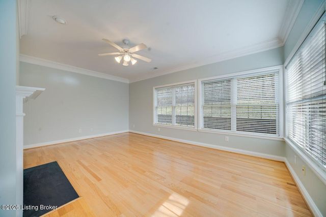 711 Savoy Rd, Louisville, KY 40223