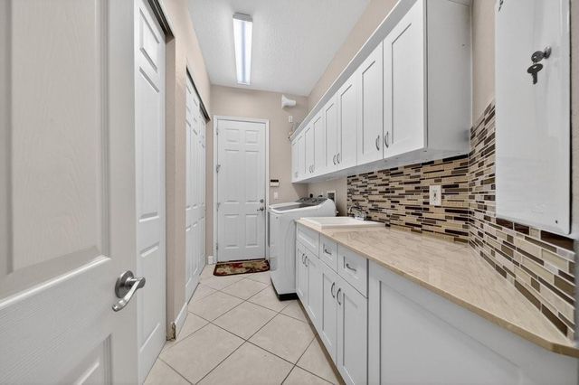 2202 SW Golden Bear Way, Palm City, FL 34990