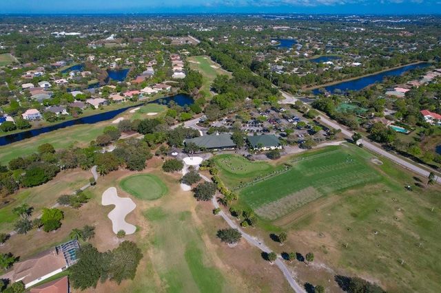 2202 SW Golden Bear Way, Palm City, FL 34990