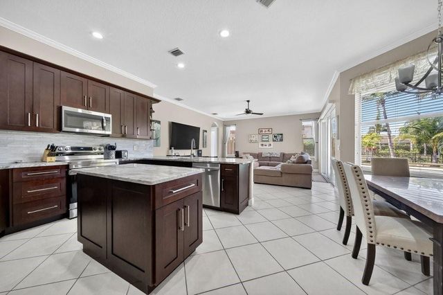 2202 SW Golden Bear Way, Palm City, FL 34990