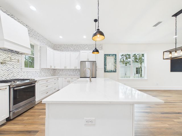 53 W Georgie Street, Santa Rosa Beach, FL 32459