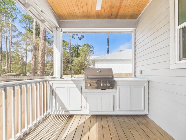 53 W Georgie Street, Santa Rosa Beach, FL 32459