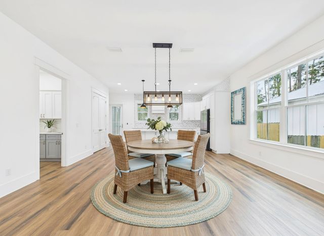 53 W Georgie Street, Santa Rosa Beach, FL 32459