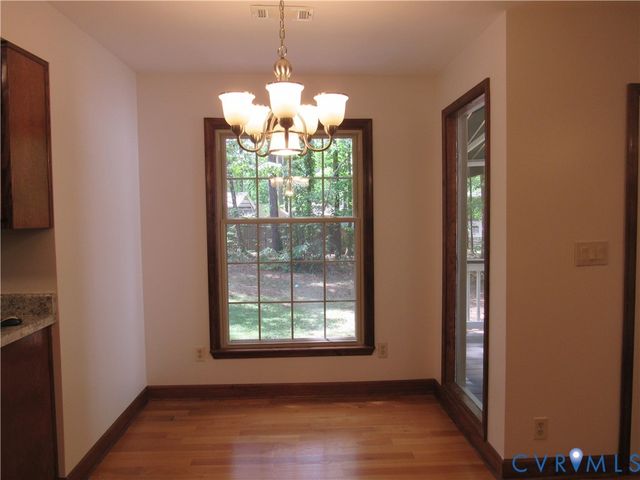 2818 Brookforest Rd, Midlothian, VA 23112