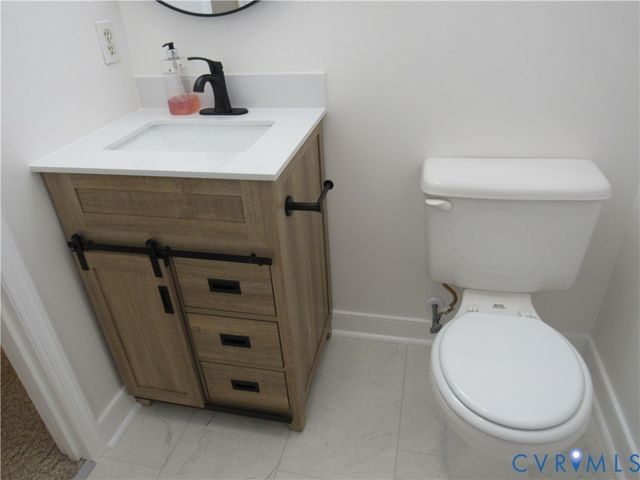2818 Brookforest Rd, Midlothian, VA 23112