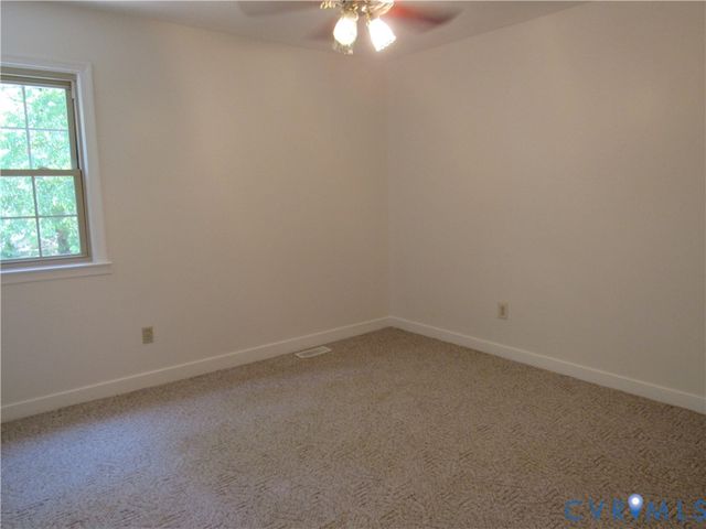 2818 Brookforest Rd, Midlothian, VA 23112