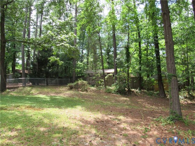 2818 Brookforest Rd, Midlothian, VA 23112