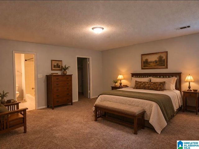 2123 18TH AVENUE E, Tuscaloosa, AL 35404