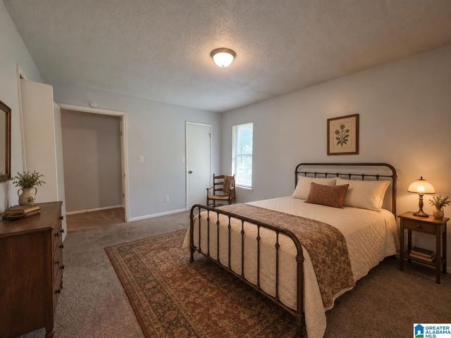 2123 18TH AVENUE E, Tuscaloosa, AL 35404