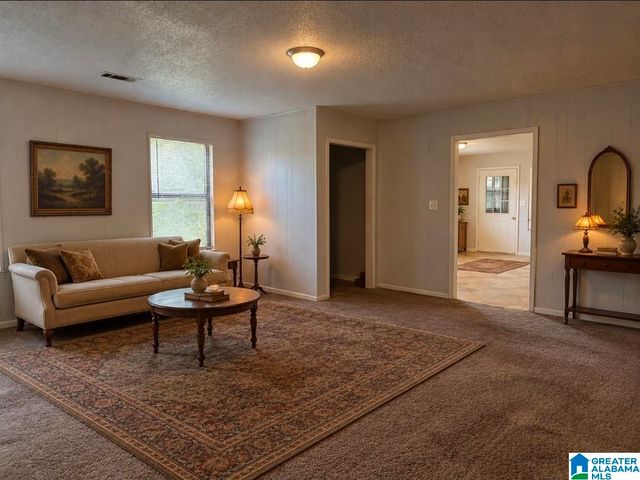 2123 18TH AVENUE E, Tuscaloosa, AL 35404