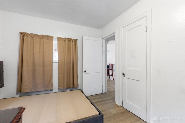 3648 W Siebenthaler Avenue, Dayton, OH 45406