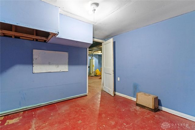 3648 W Siebenthaler Avenue, Dayton, OH 45406