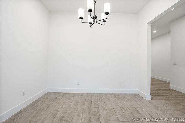 12910 S 20th Place E, Jenks, OK 74037