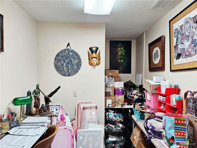 2820 Hibiscus Avenue, Mcallen, TX 78501