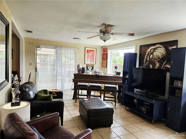 2820 Hibiscus Avenue, Mcallen, TX 78501