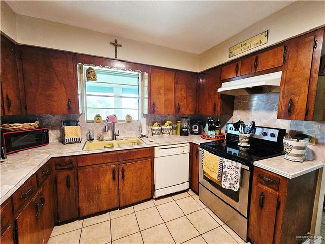 2820 Hibiscus Avenue, Mcallen, TX 78501